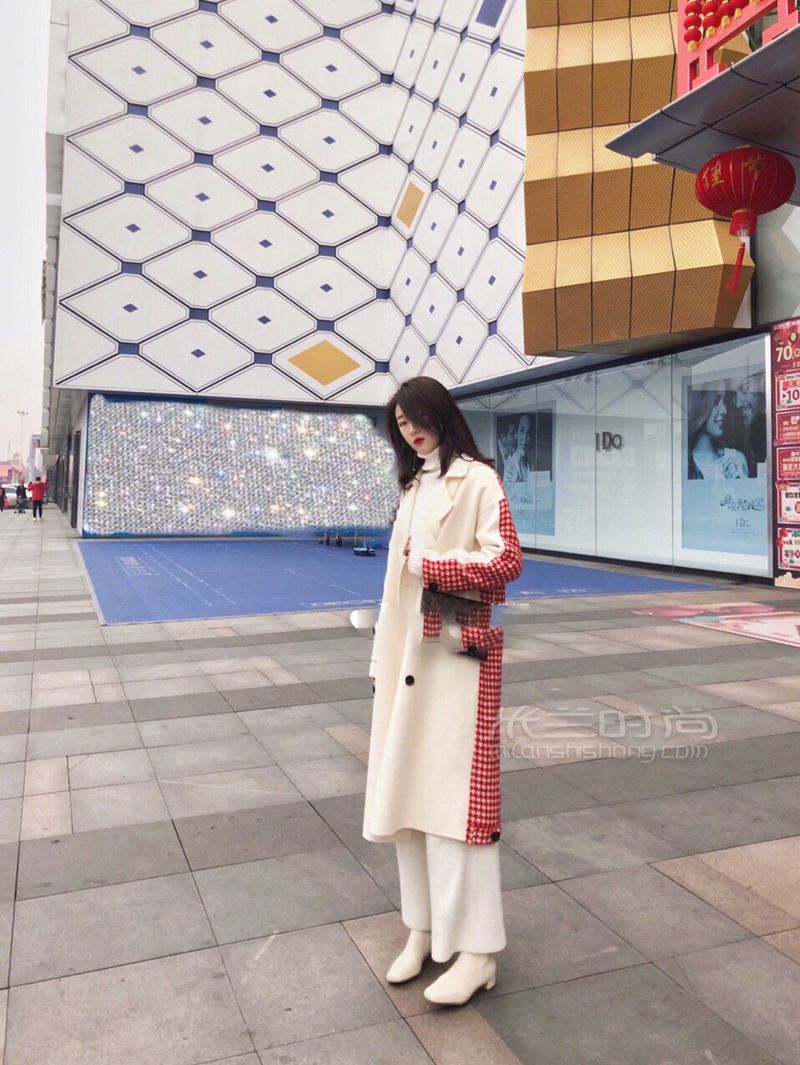 LV信封包絕對(duì)是學(xué)生黨入門級(jí)奢侈品包包首選款！ 最近入的lv三合一信封包 (7)
