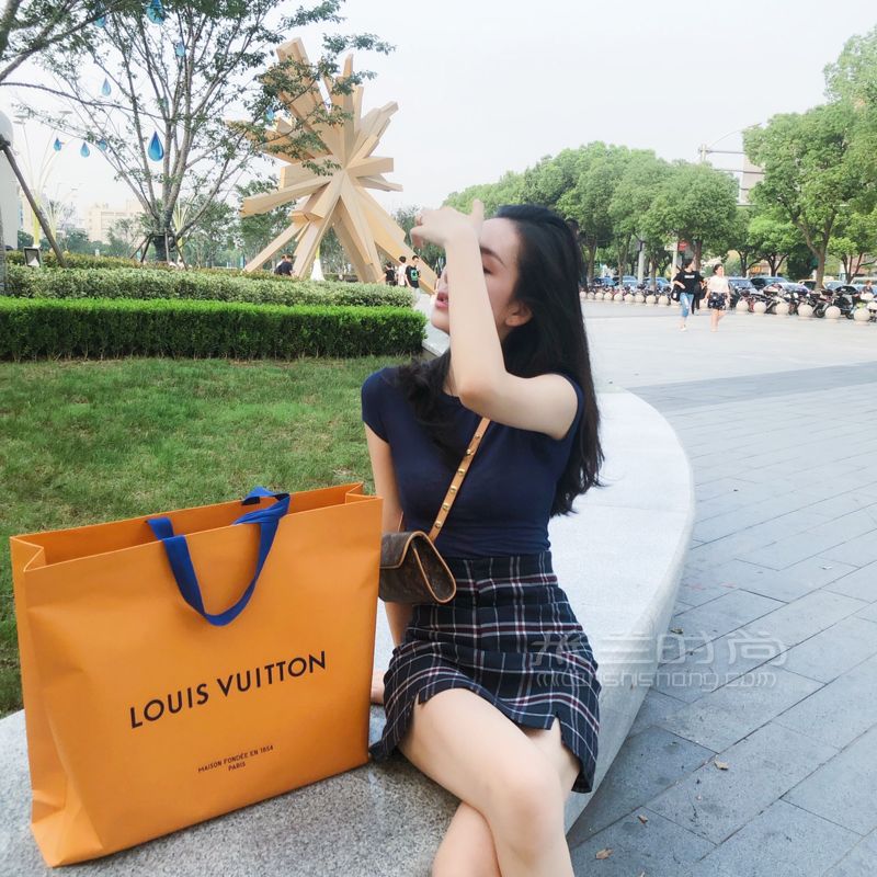 LV下手晚了會(huì)后悔的包包，超級(jí)nice的一款LV包 (6)