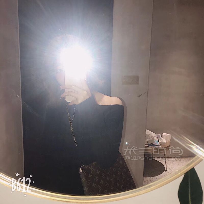 lv洗漱包加一條鏈子就可以當(dāng)鏈條包了，超級(jí)好用的分享！ (3)