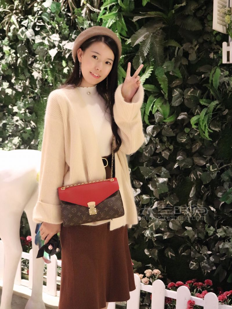 LV pallas Chain經(jīng)典款鏈條包紅色信封包圖片價格上身圖全集分享 (2)