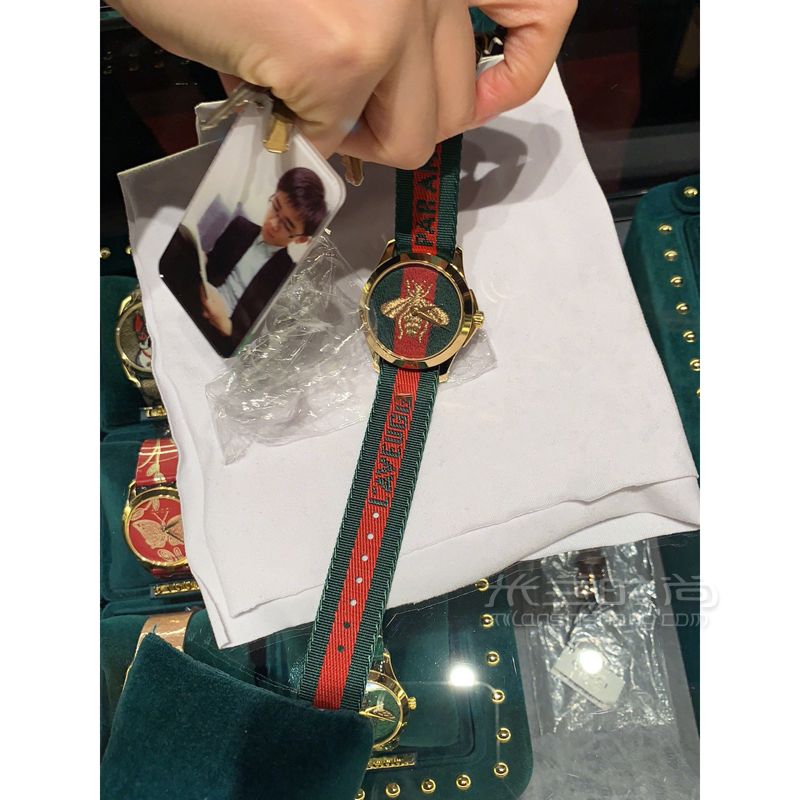 人生第一件奢侈品 今天和媽媽去逛街看了塊施華洛世奇新出的手表_手表_配飾 (5)