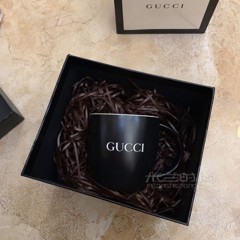 人生第一件奢侈品 今天和媽媽去逛街看了塊施華洛世奇新出的手表_手表_配飾 (6)