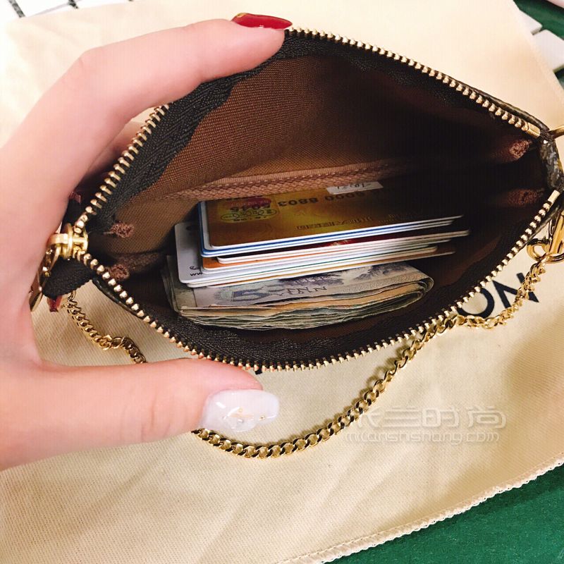 給大家安利一款LV神包！LV pochette麻將包零錢包看圖文 (3)