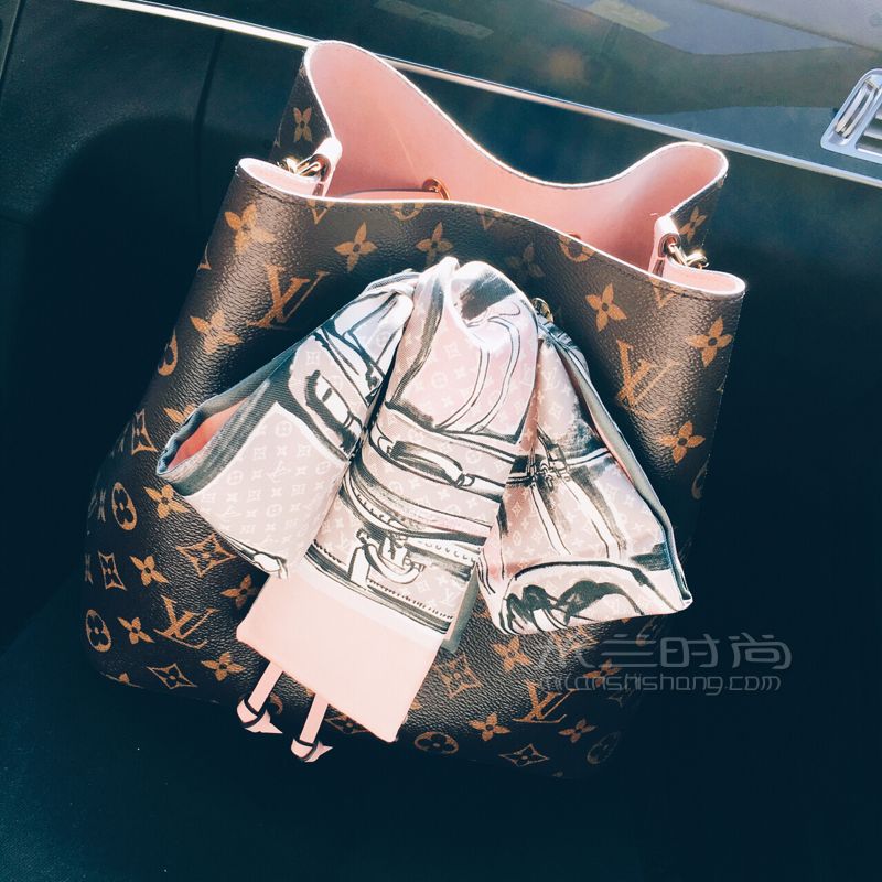 運氣超好的LV NEONOE粉色水桶包，全球缺貨怎么買？ (4)