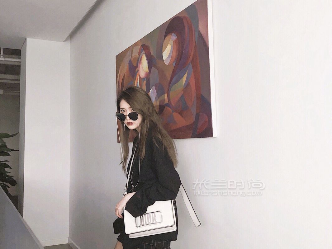 經(jīng)典百搭｜20歲女生第一支奢侈品包買什么？性價比超高的推薦合集 (9)