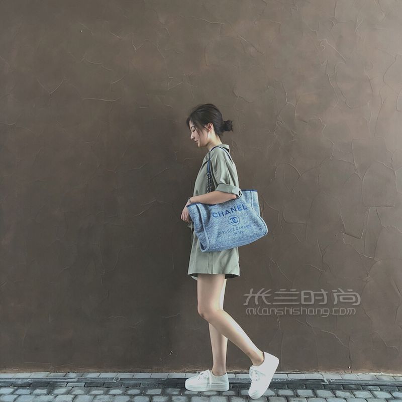 關于Chanel帆布沙灘包 不是太常買很貴的奢侈品所以入手的東西都算性價比高