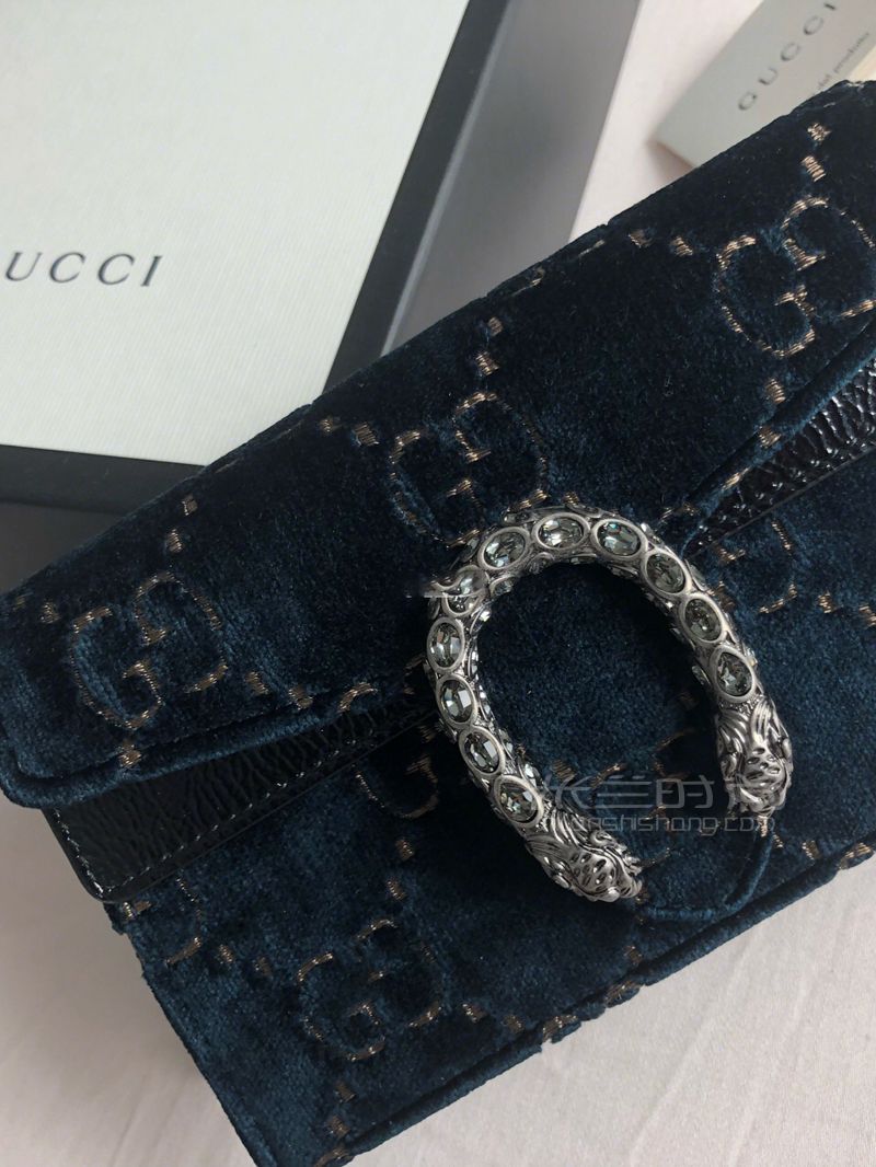 BlingBling的Gucci酒神閃的發(fā)光的Gucci mini包 (2)