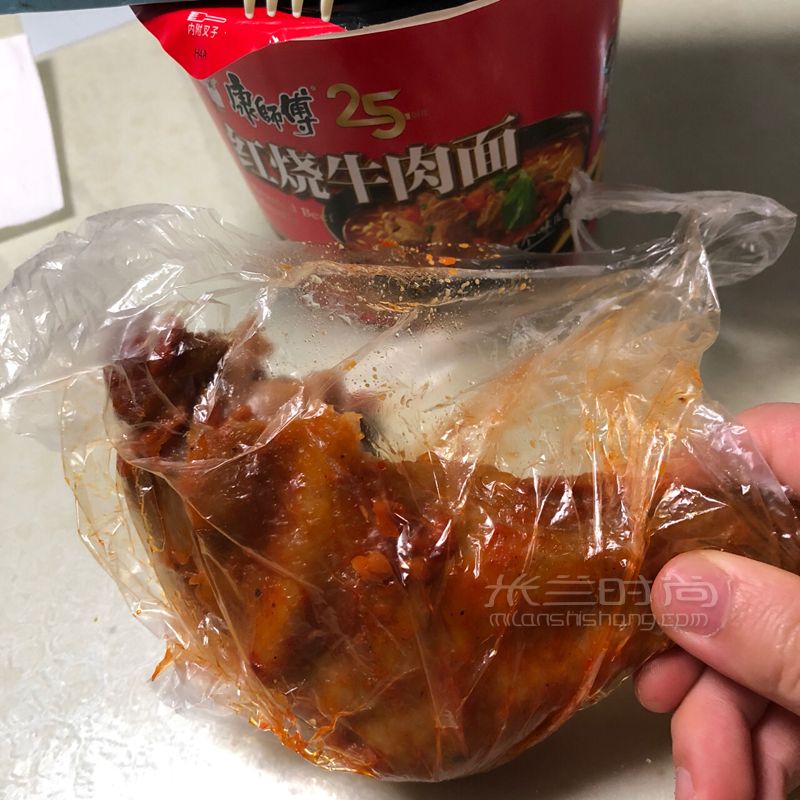 古馳 GUCCI 女士酒神單肩包鏈條包斜挎包 分享一只貧民窟女孩的買包經(jīng)歷 (6)
