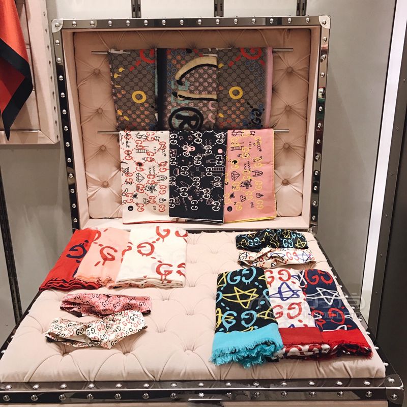 去米蘭你一定要逛的奢侈品店---Gucci旗艦店 (5)