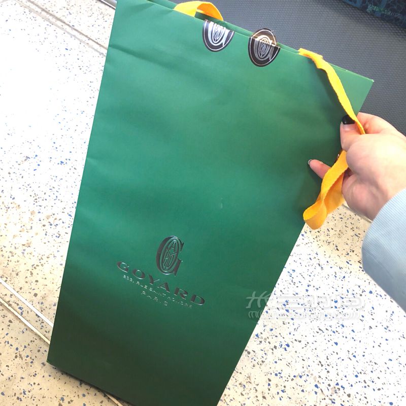 goyard在英國(guó)唯一一家店買的。我的奢侈品包包跟朋友看了好久 (3)