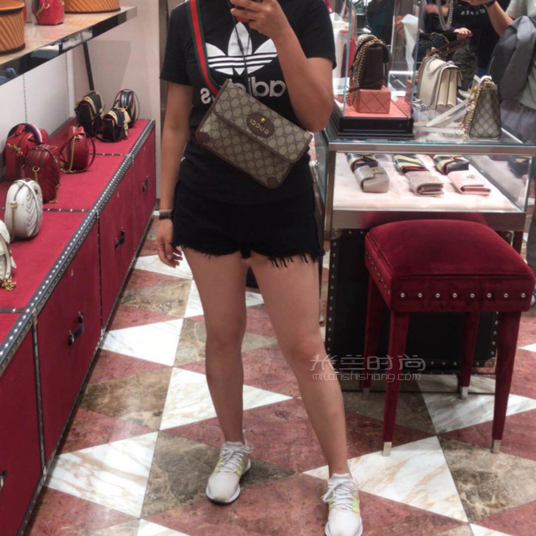 28_第一件奢侈品包包必須要記錄?。?！_單肩包_箱包