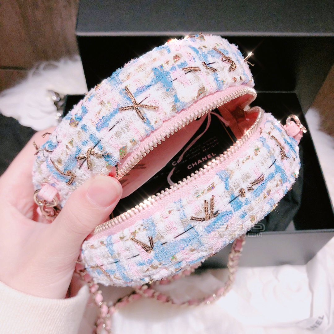 CHANEL 香奈兒新款小圓包！少女心爆炸太可愛了啊??！ chanel新一季的包包都 (3)