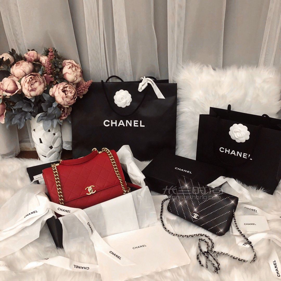 香奈兒Chanel 2019新款氣質(zhì)滿分的紅金鏈條包 (6)
