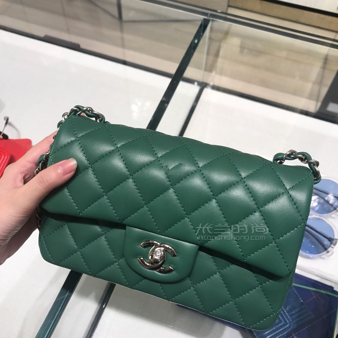 香奈兒 chanel包 2019秋冬新款 chanel cf mini羊皮銀扣 (8)