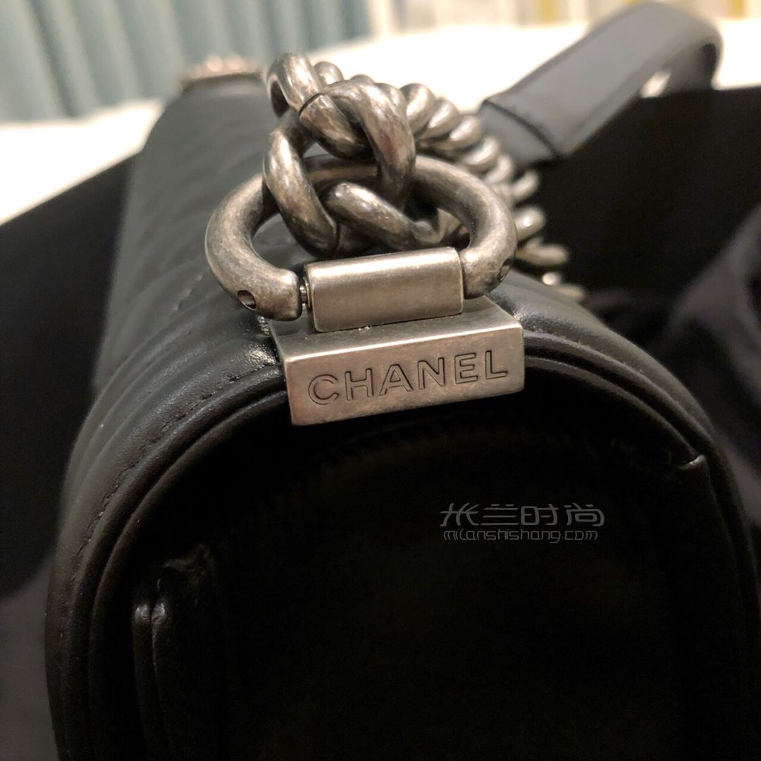 Chanel香奈兒 BOY CHANEL 黑銀 我的第一個香奶奶包 (3)