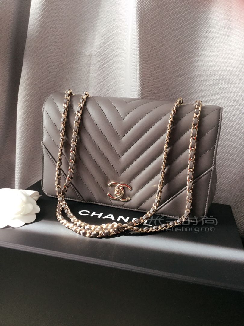 新入手美爆的香奈兒包包Chanel Flap Medium (1)