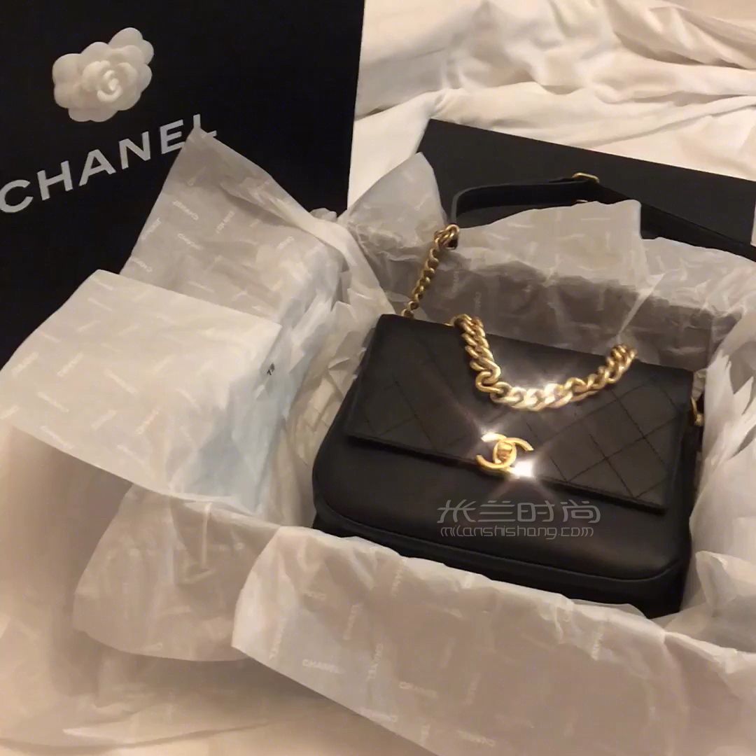 這算是Chanel 口蓋包系列香奈兒包包最冷門的款式了吧