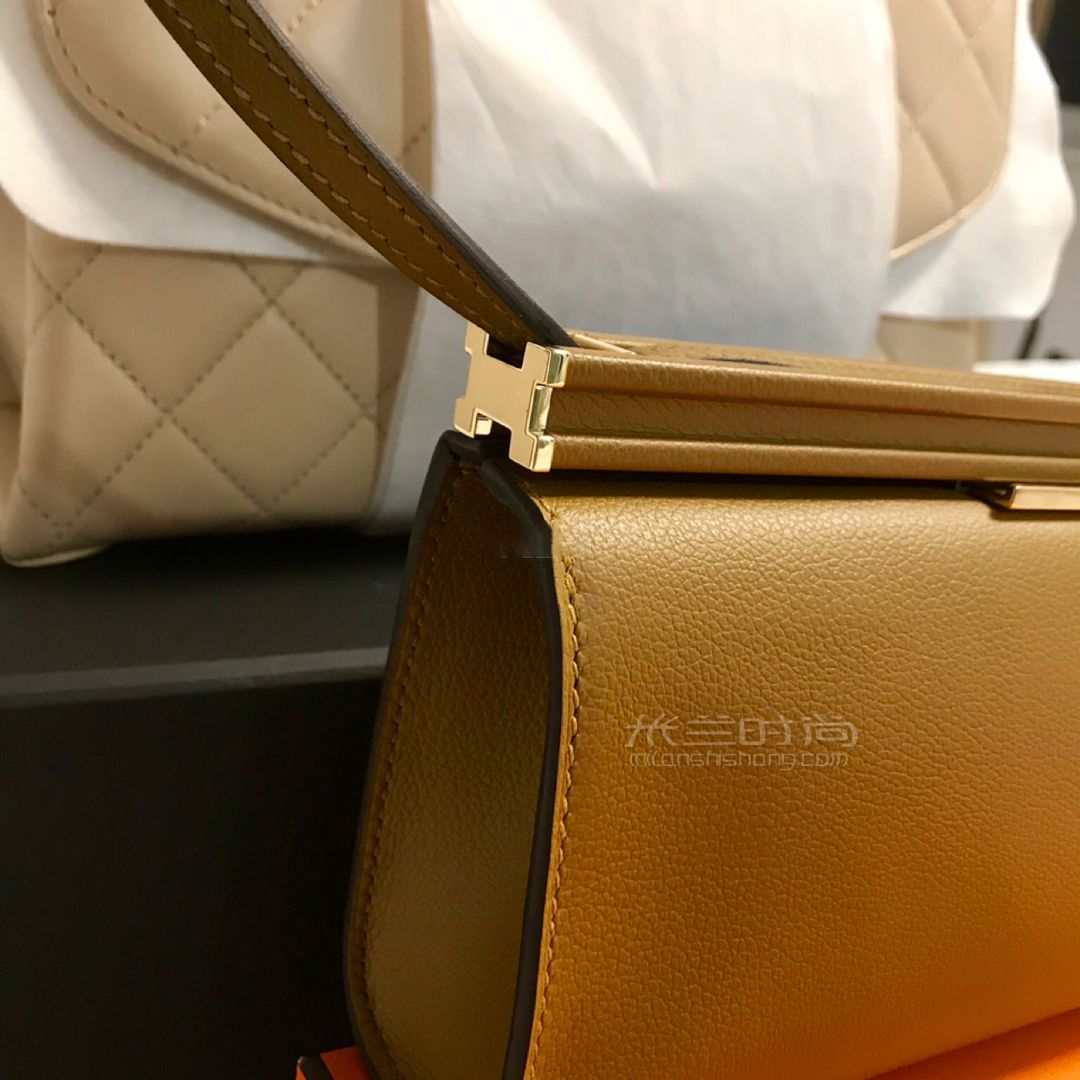 19_雅典羅馬香奈兒LV愛馬仕2019新款買買買_箱包_時(shí)尚 (4)