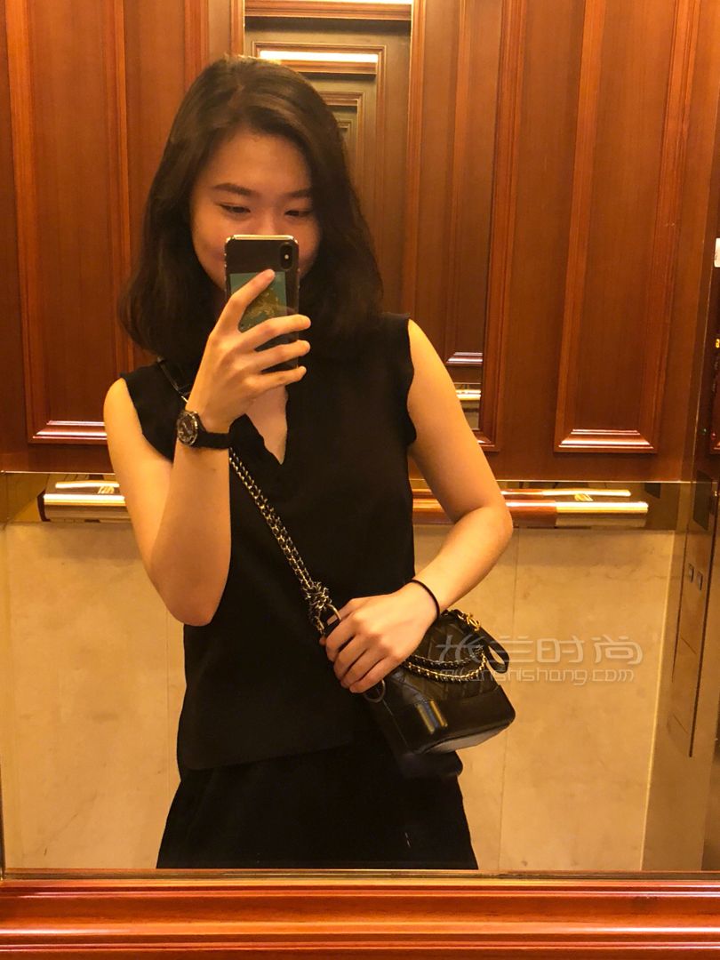 發(fā)現(xiàn)香奈兒流浪包新背法？？ — 纏繞斜挎 入手小黑之后 在上搜索了一些背法 (1)