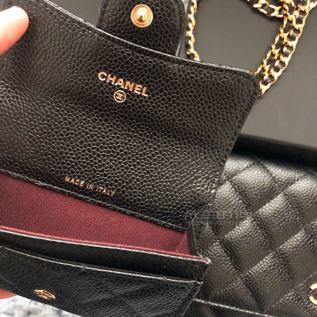 香奈兒WOC發(fā)財(cái)包黑牛金魚(yú)子醬牛皮鏈條包 Wallet on Chain (6)
