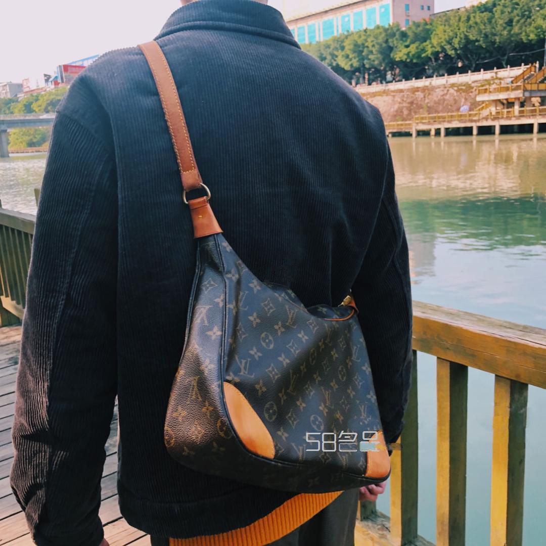 Lv中古牛角包 男女可背 帥爆炸,lv高仿女包新款斜挎包_3