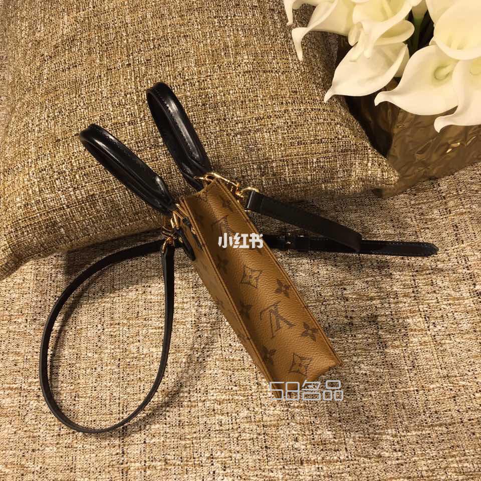 LV M69846黃花mini風(fēng)琴包,lv的帆布材質(zhì)區(qū)別_14