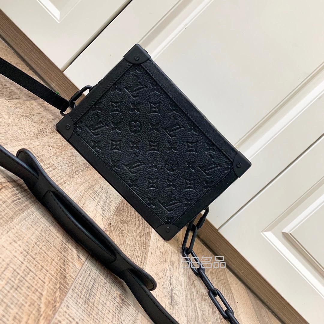 LV SOFT TRUNK盒子包,lv餃子包多少錢_3