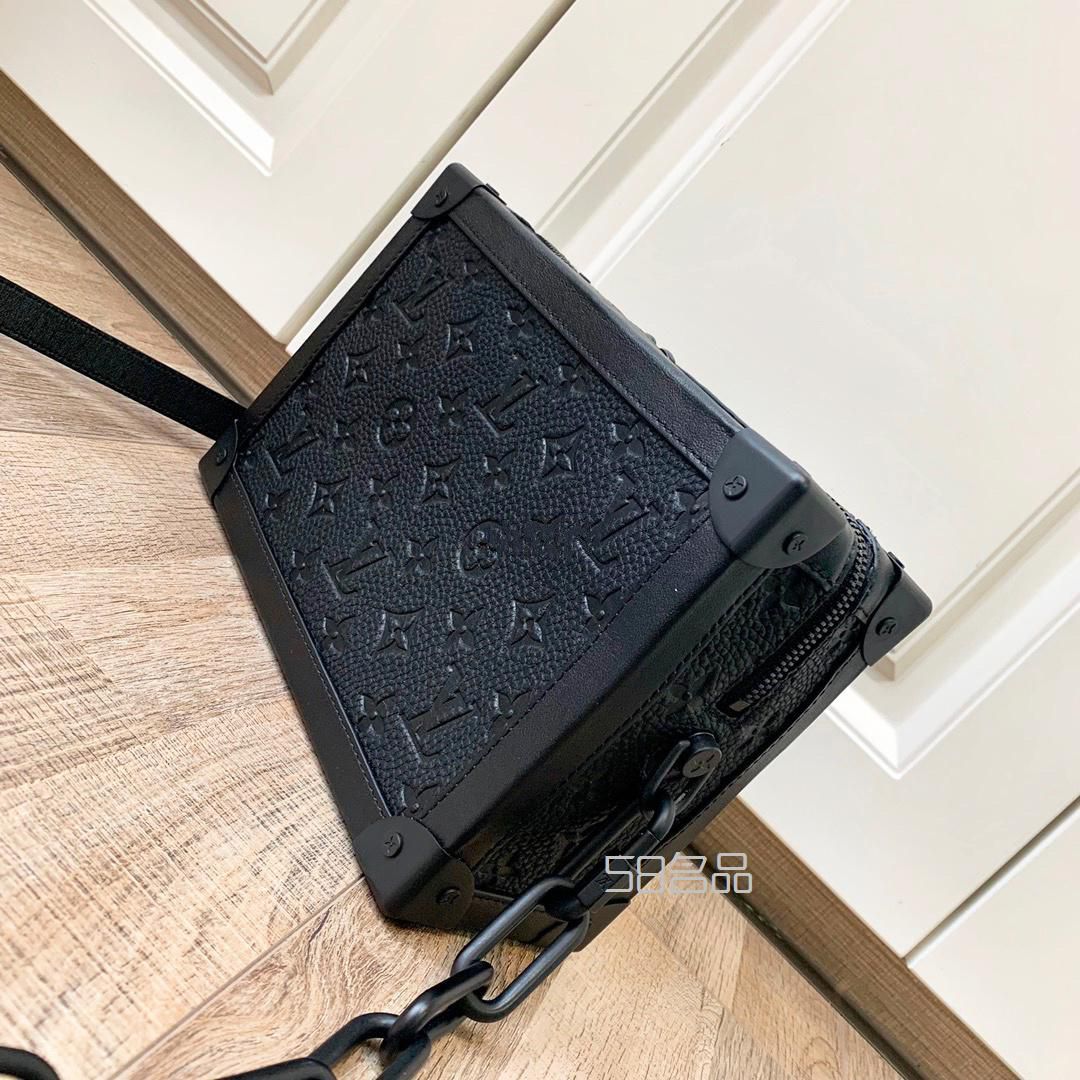 LV SOFT TRUNK盒子包,lv餃子包多少錢_5