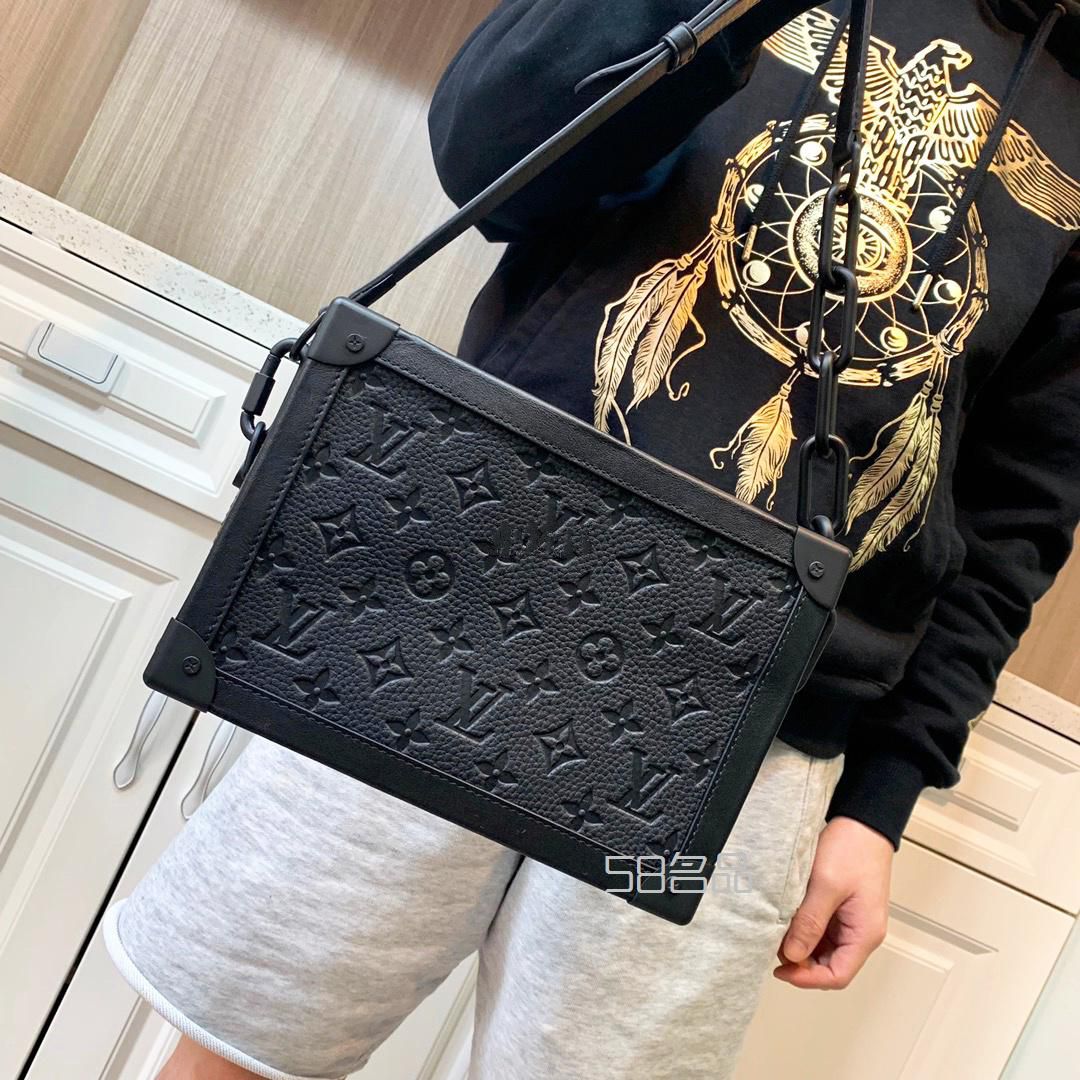 LV SOFT TRUNK盒子包,lv餃子包多少錢_1