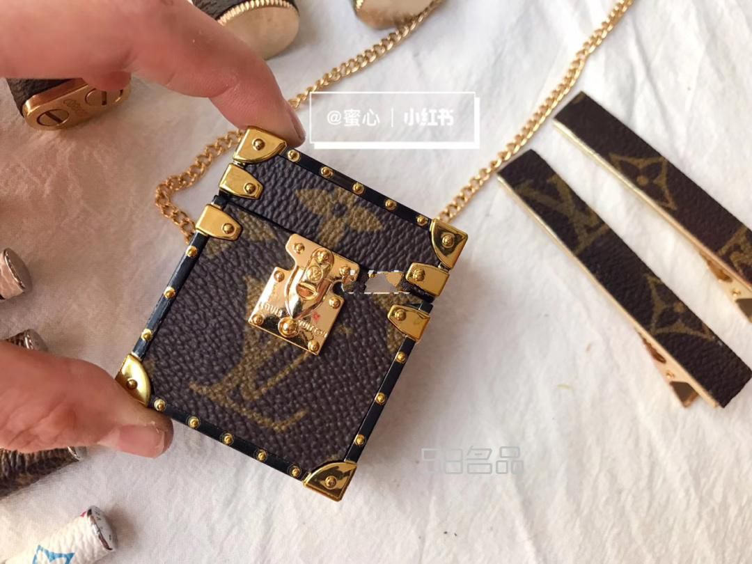Lv 拆包 藍(lán)牙耳機(jī)盒 近期爆款,范思哲 比lv貴_1