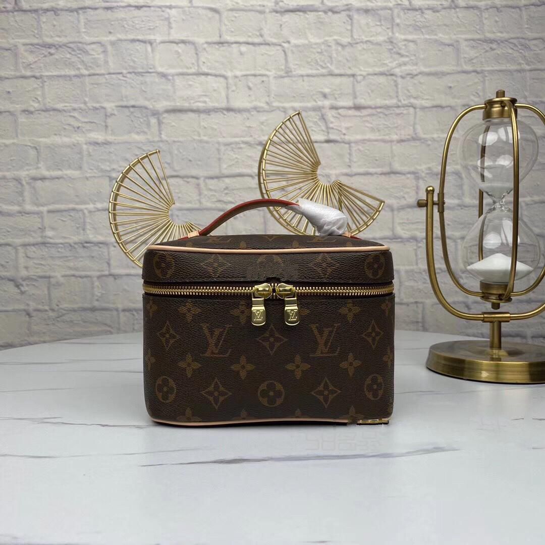Lv化妝品包,lv與gucci_1