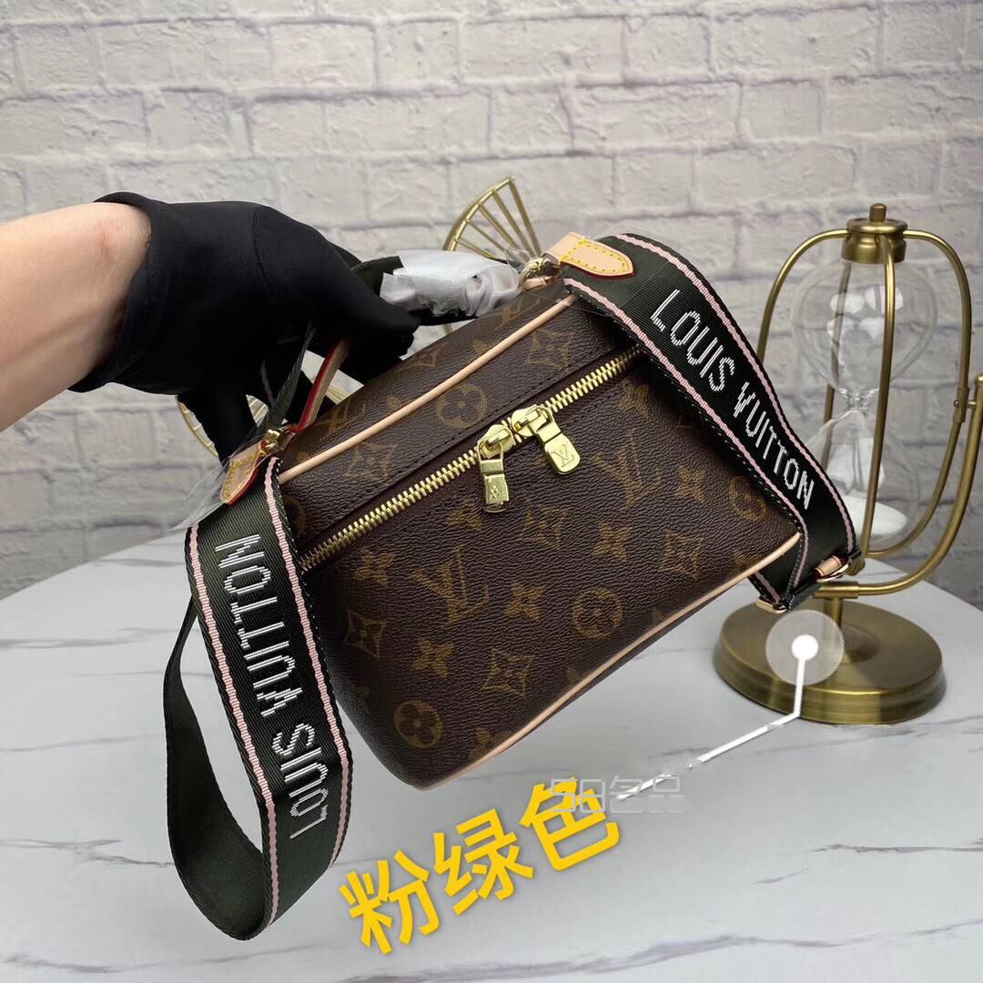 Lv化妝品包,lv與gucci_18