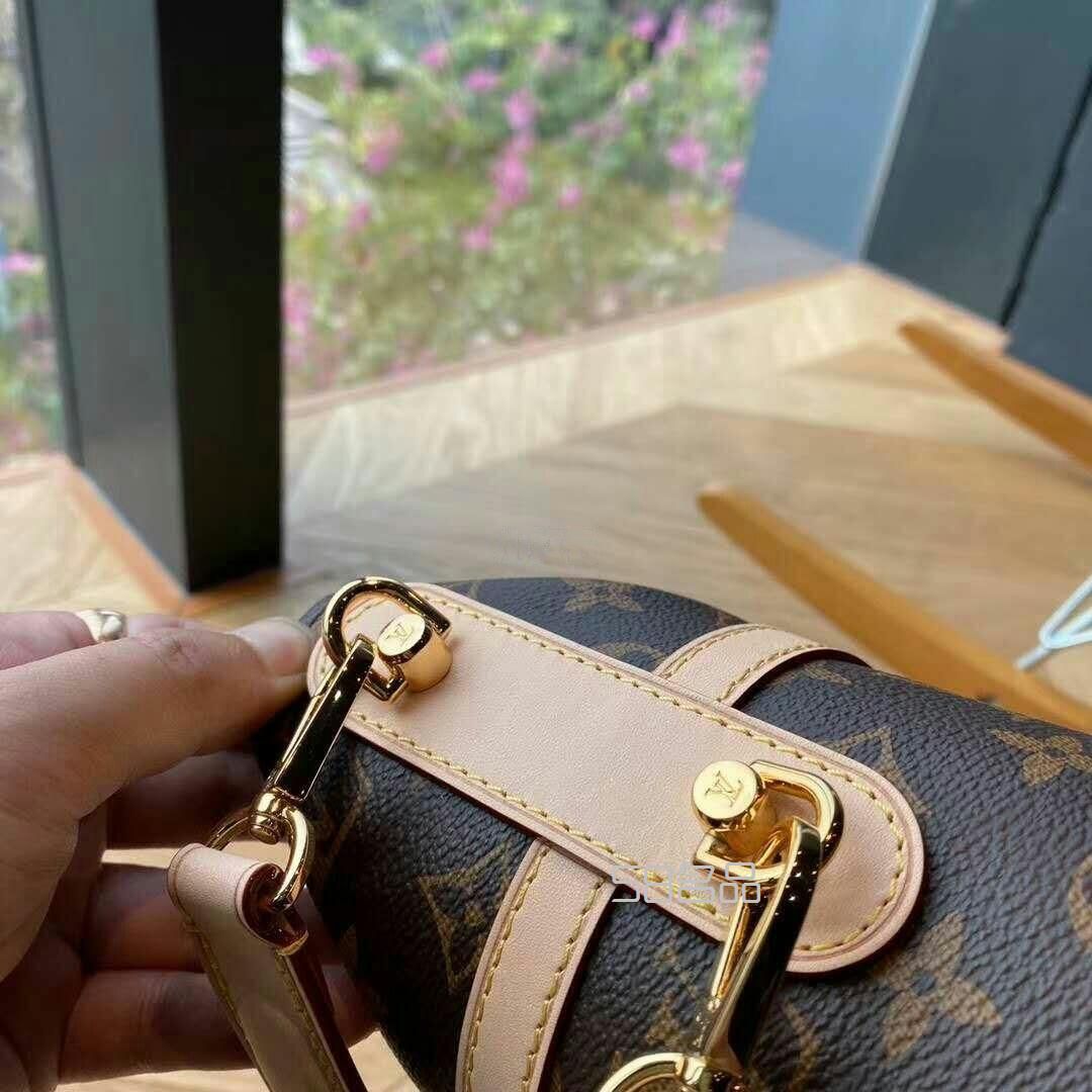LV duffle限量款薯條包,lv皮帶扣磨損_14