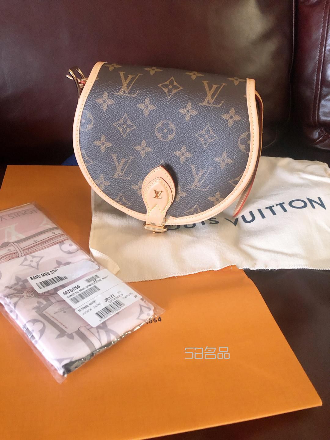LV馬鞍包 上身參考,中國哪里有delvaux_1