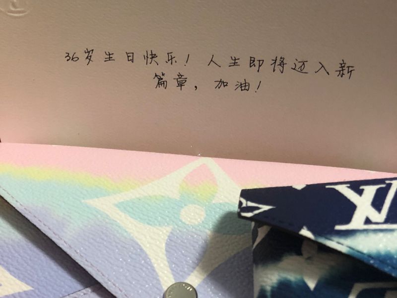 官網(wǎng)購入LV三合一手包！??！,真假lv的區(qū)別_7