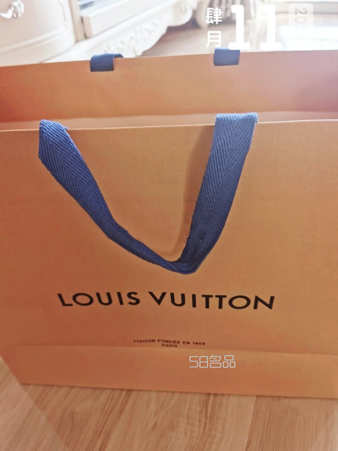 躲不開的LV郵差包,salvatore ferragamo包_1