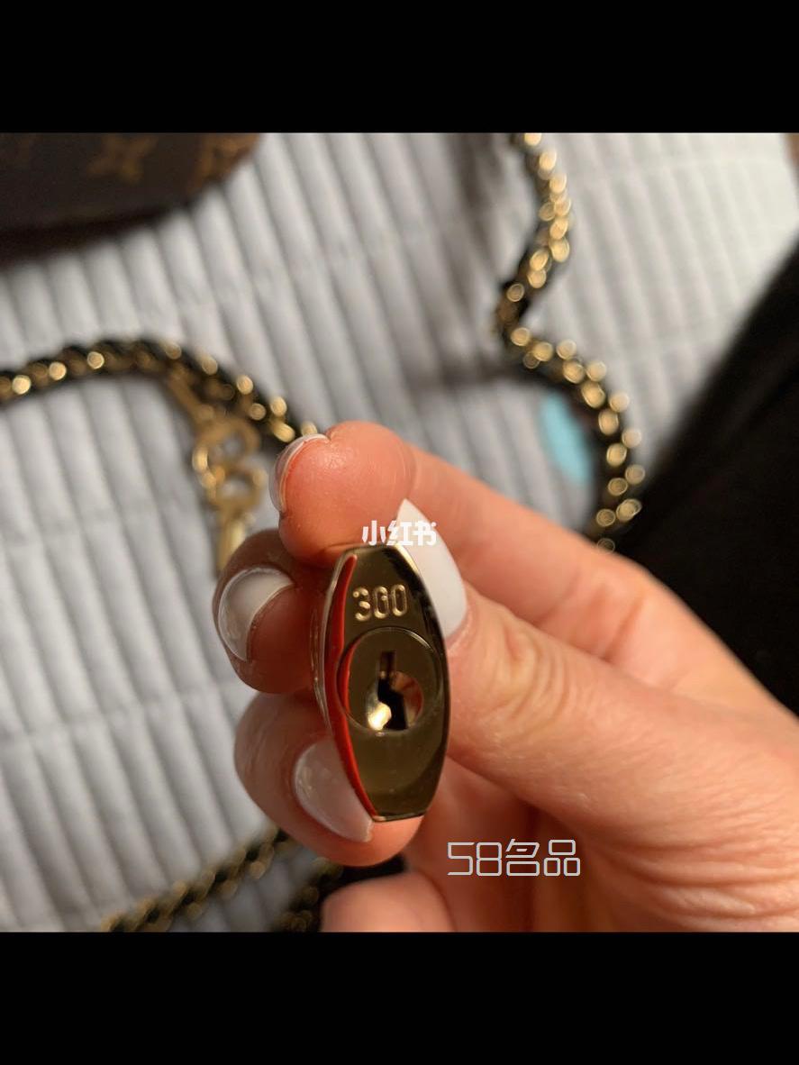Lv新款化妝包,lv全新怎么賣_9