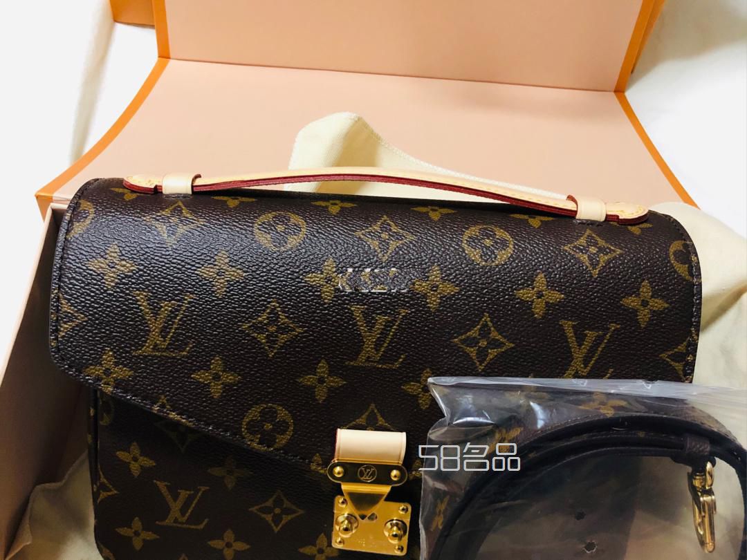 購于沈陽卓展LV專柜郵差包,新lv包多久可以用_3