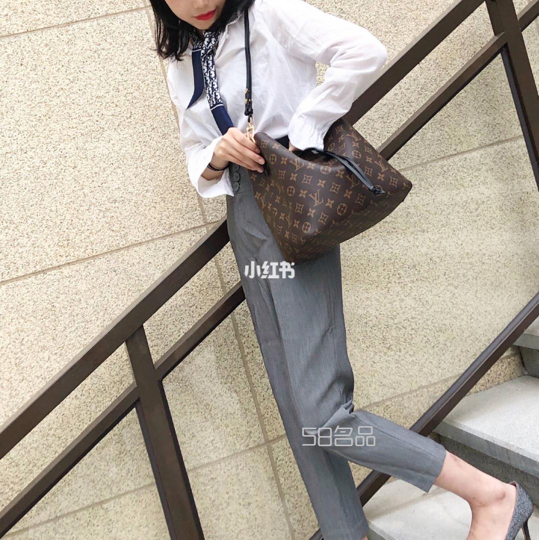 上班族最愛LV NEONOE手袋 黑色水桶包,lv錢包圖片_3