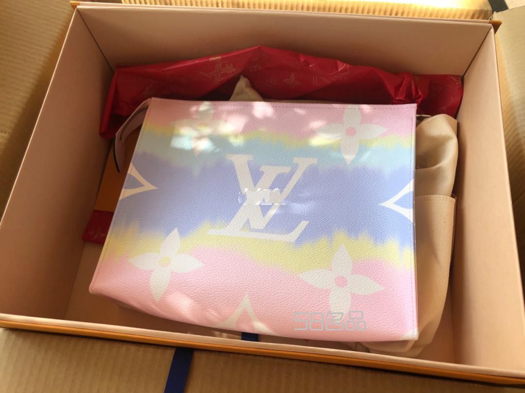 2020lv 漸變 扎染洗漱包,lv條紋包圖片_1