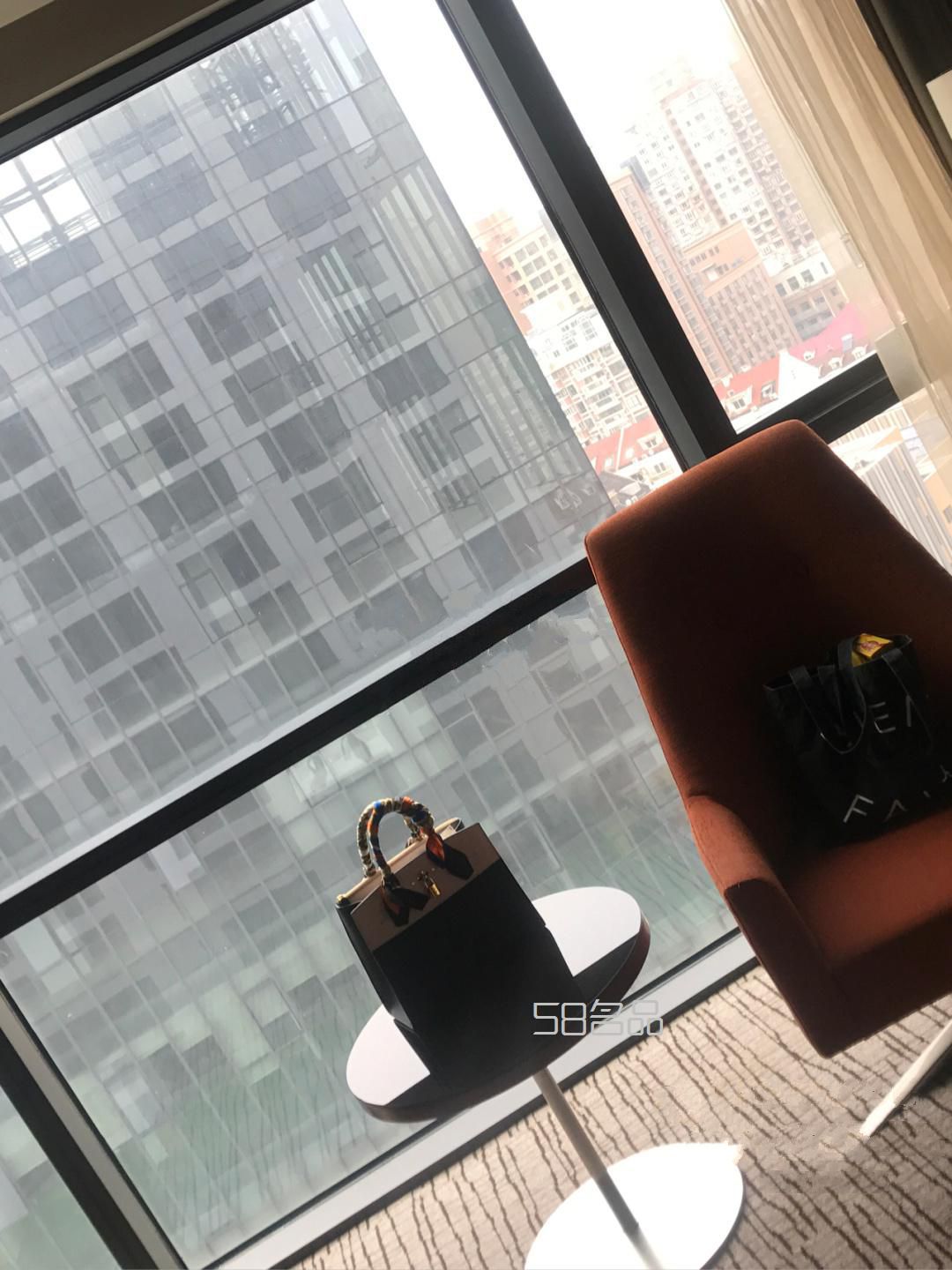90后小姐姐專柜買包之lv citysteamer,lv官網(wǎng) 中國_3