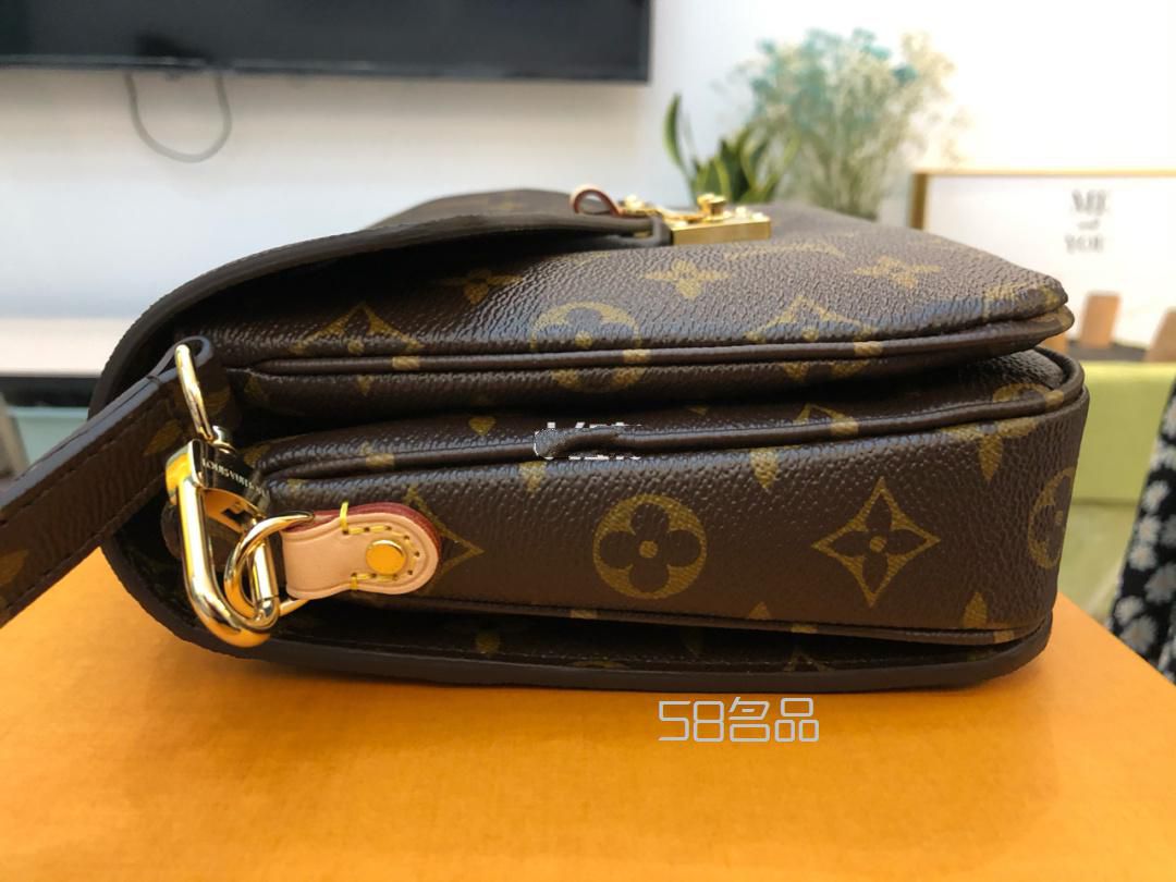 官網(wǎng)定的LV郵差包,lvM40780要預(yù)定多久_1