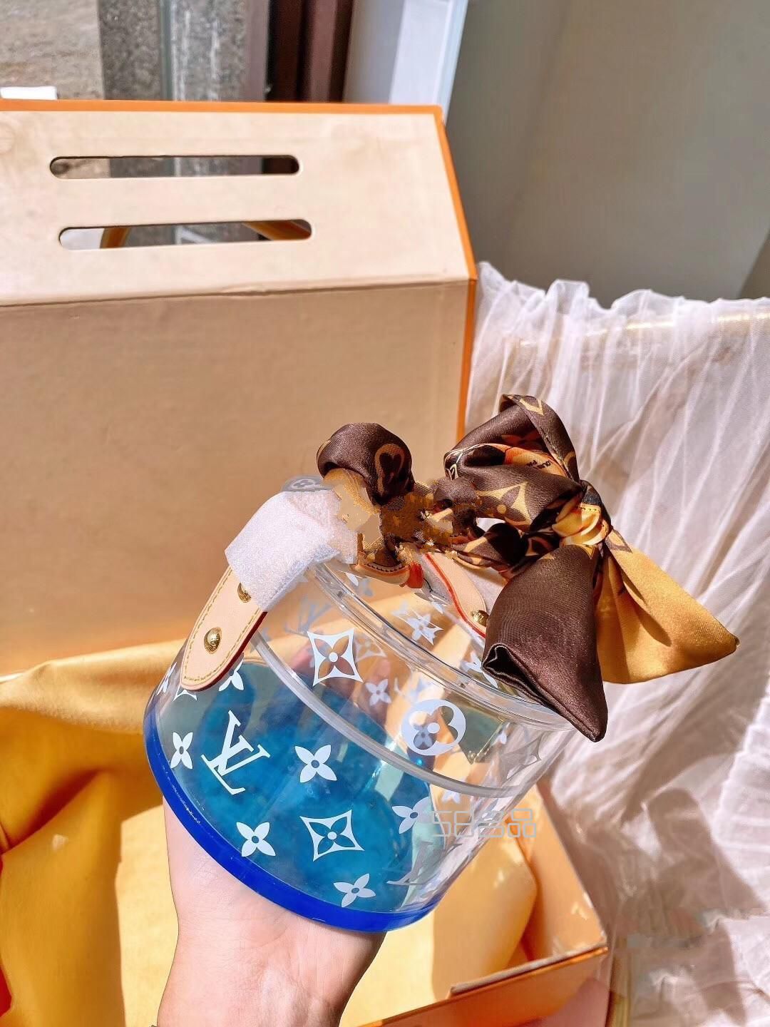 LV透明的盒子包SCOTT 收納盒,lv皮帶孔大了怎么辦_12