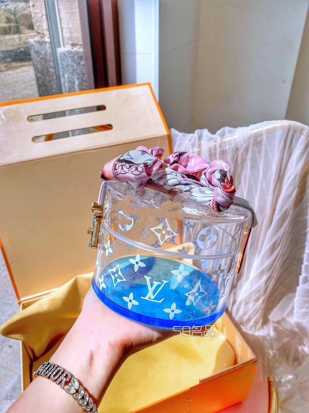 LV透明的盒子包SCOTT 收納盒,lv皮帶孔大了怎么辦_5