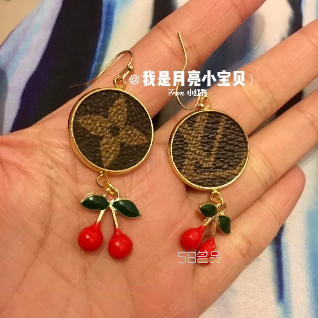 中古包拆包LV不對(duì)稱櫻桃耳勾,正版lv休閑鞋_1