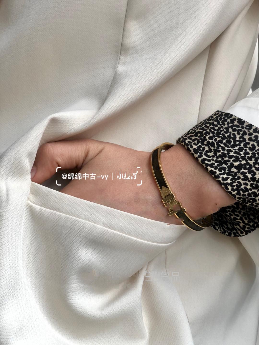 關(guān)于LV的那些拆包小物｜lv手鐲,lv老花水桶包好看嗎_12