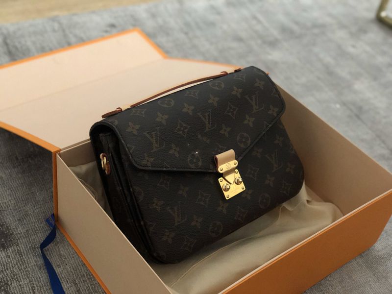 LV郵差包！超極難買款～,貝克漢姆lv包_7