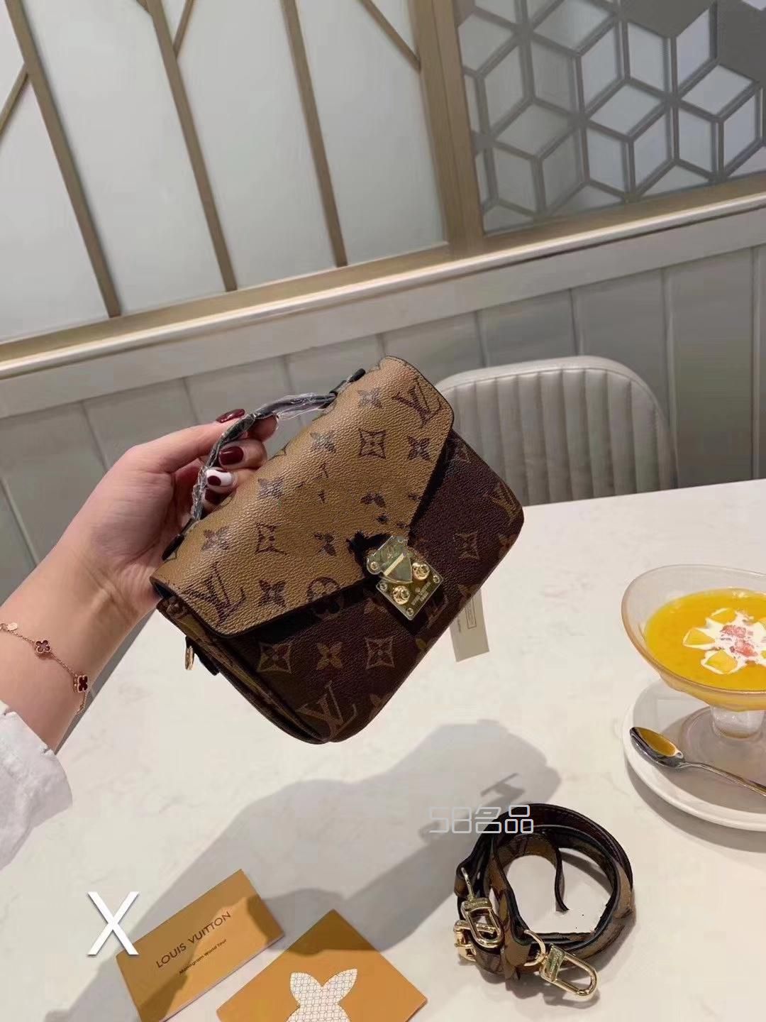 LV這款郵差包真的是太喜歡了,lv neverfull 老花_5