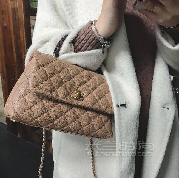 本年度最愛包包-香奈兒coco handle奶茶色_2