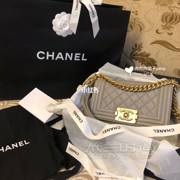 香奈兒Chanel Leboy 20cm 19年新款大象灰牛皮金扣_1